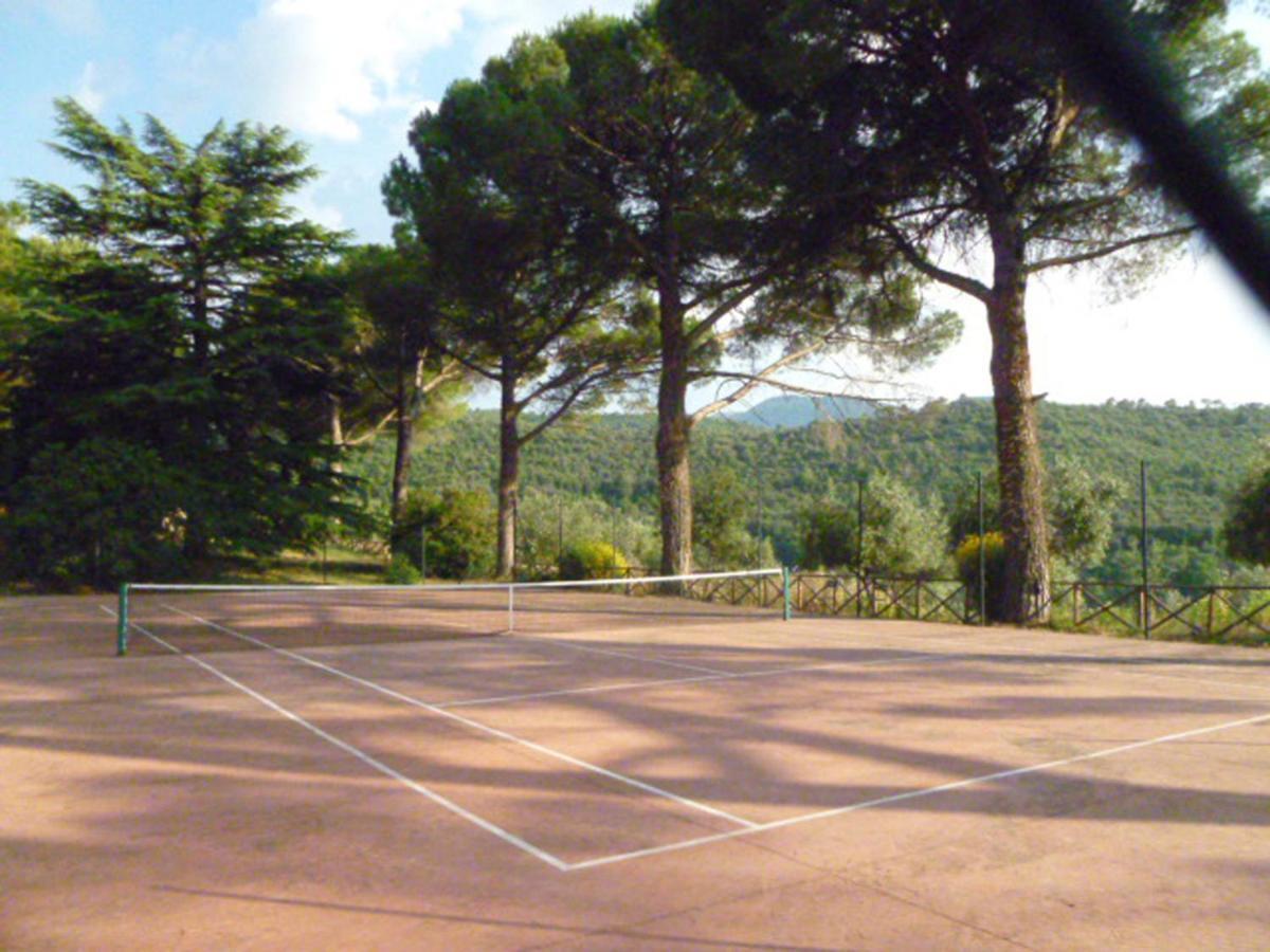 Della Genga Resort Arezzola Luaran gambar